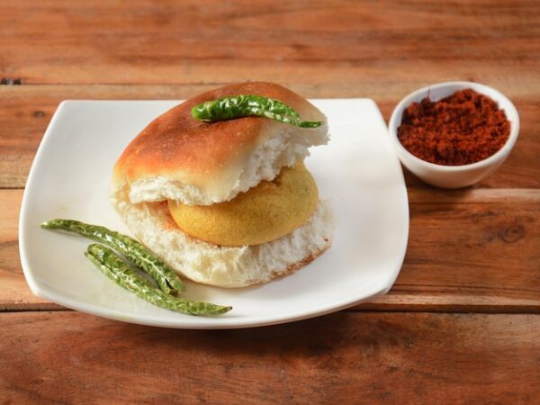 Paneer Burst Vada Pav